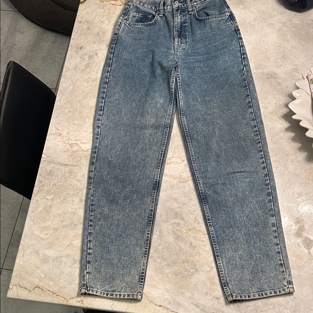 BDG High Rise Baggy Jeans